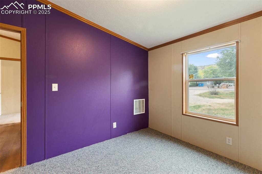 Image 30 of 37: Bedroom