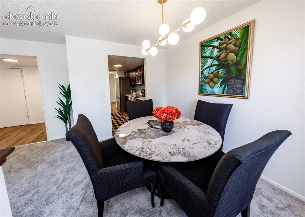 Image 12 of 41: Dining Area