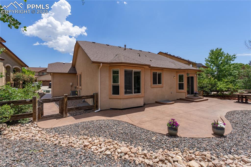 Image 44 of 50: Back of Structure