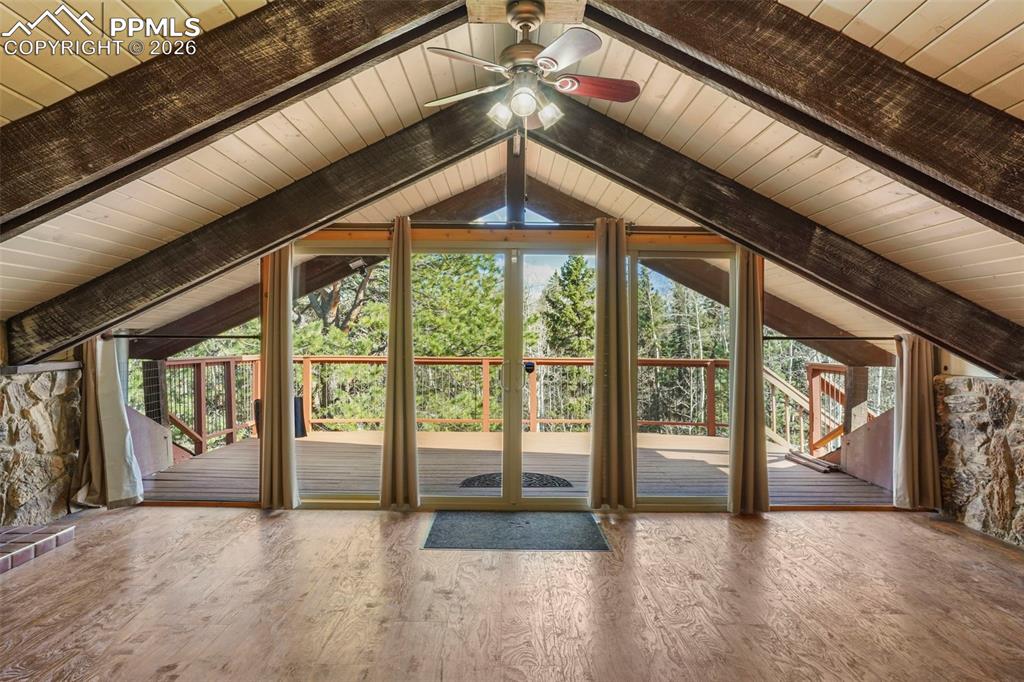 Image 15 of 34: Bonus Room