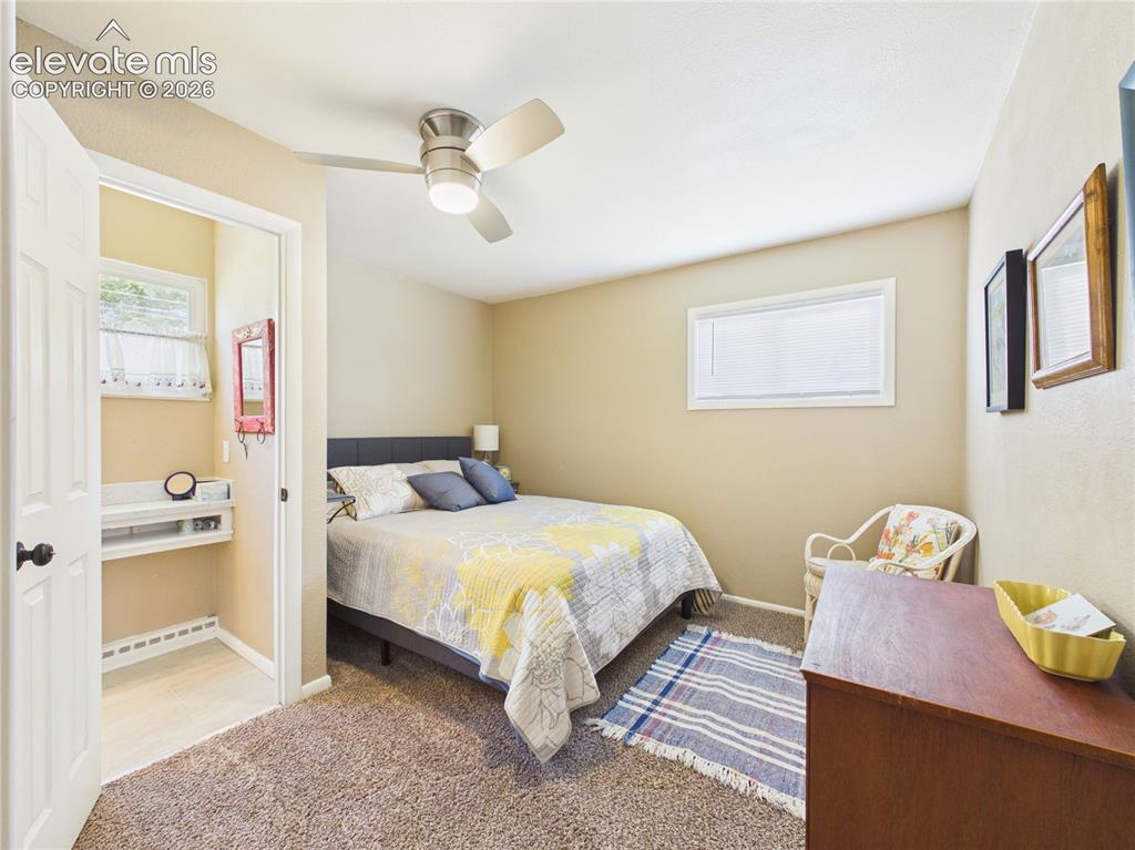 Image 18 of 35: Bedroom