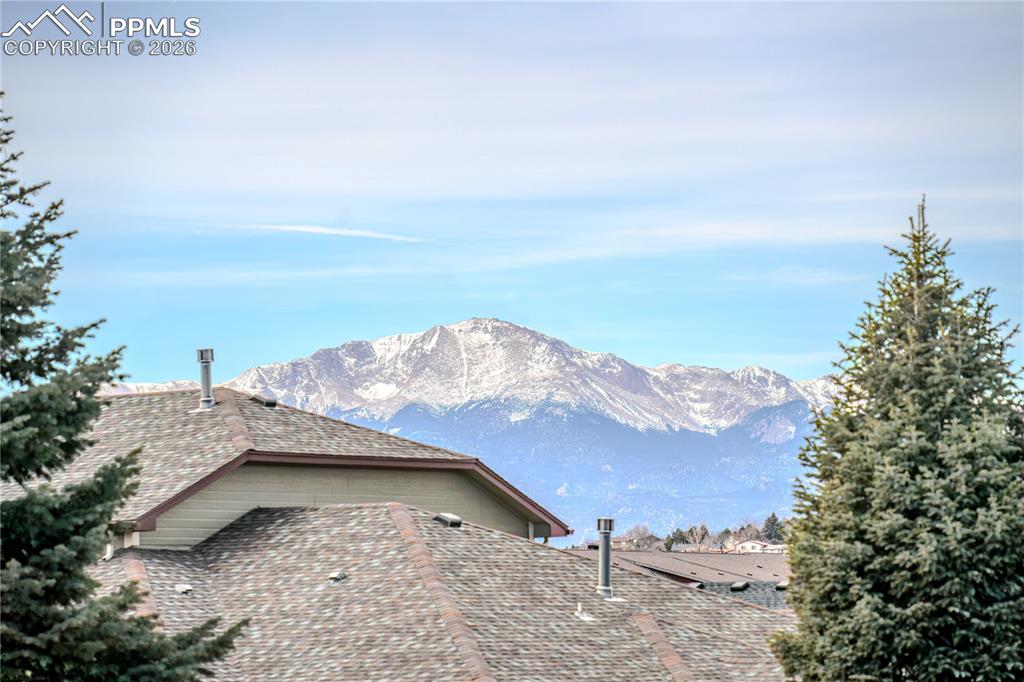 Image 34 of 41: Mountain views from the community