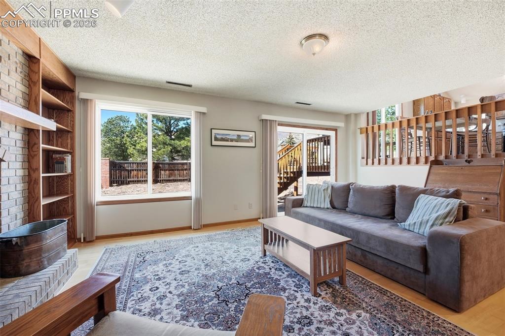 Image 23 of 50: Family Room