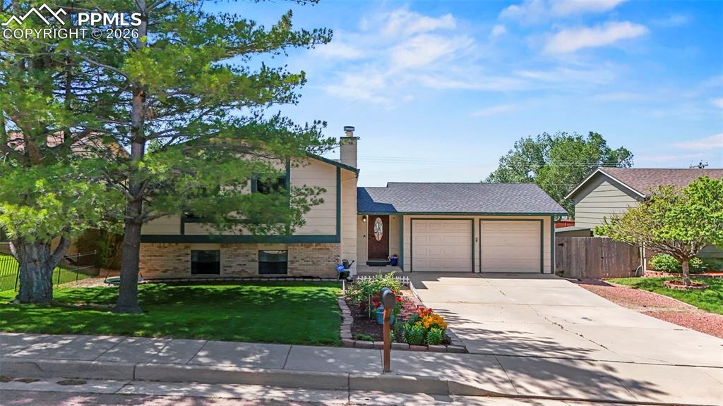 Image 37 of 44: Front of Structure