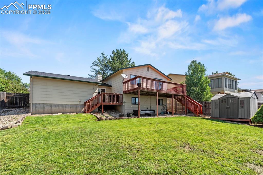 Image 4 of 44: Back of Structure