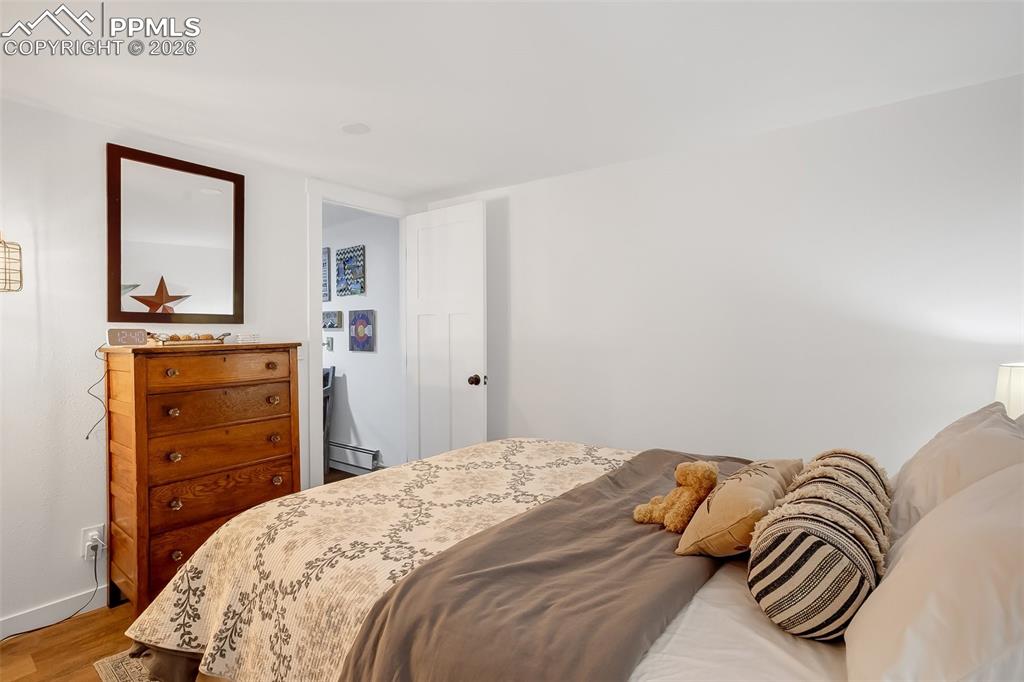 Image 29 of 34: Lower Level Bedroom 2