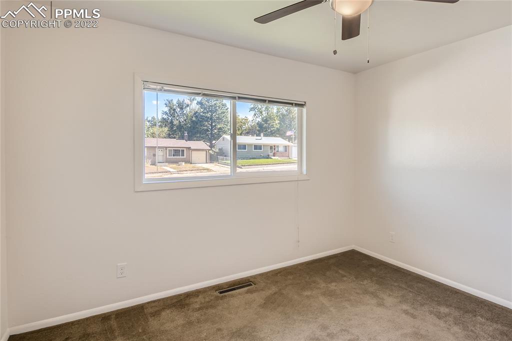 Listing 5931000, Image 24 of 28