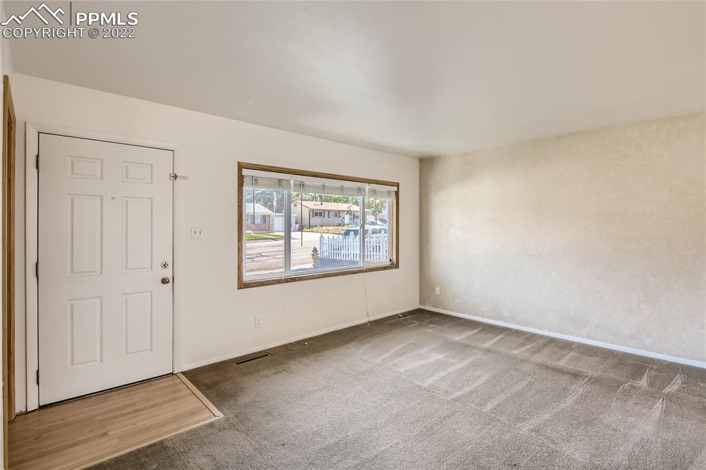 Listing 5931000, Image 8 of 28