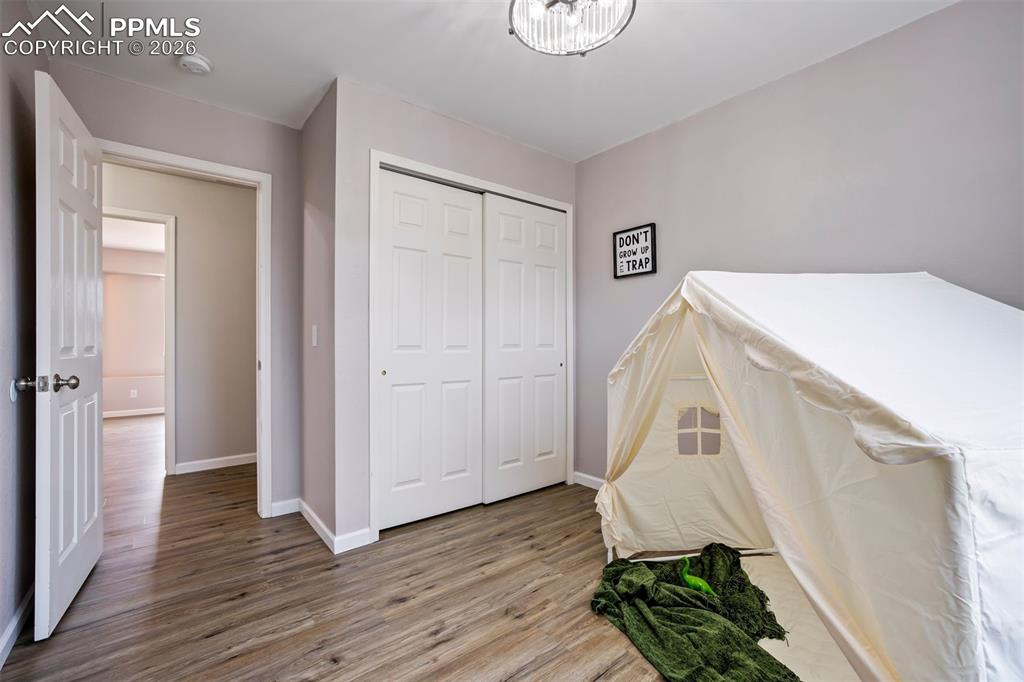 Image 17 of 43: Bedroom