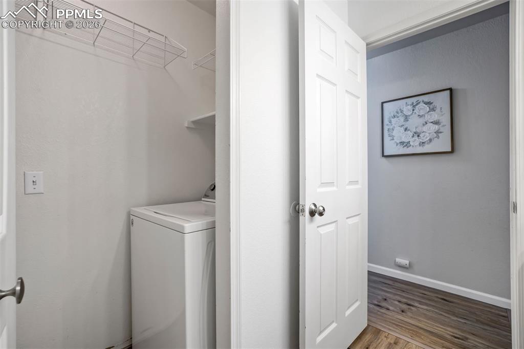 Image 23 of 43: Laundry