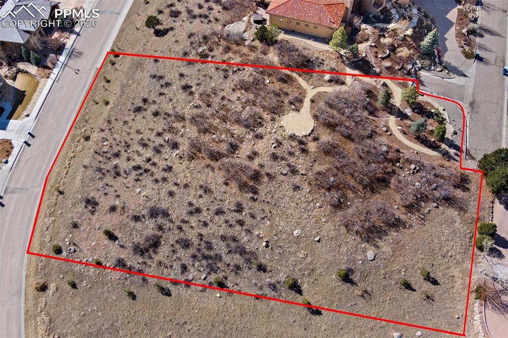 Image 3 of 19: Property Lines are approximate and not a survey