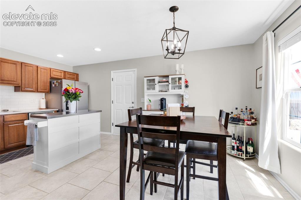 Image 11 of 35: Kitchen