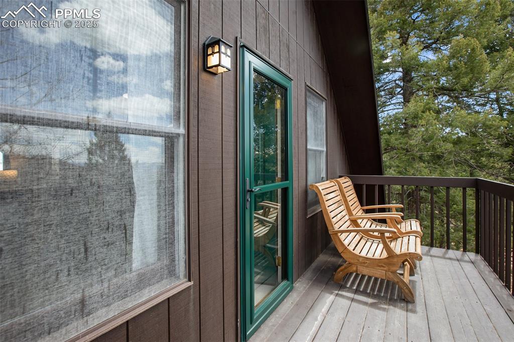 Image 22 of 47: Balcony