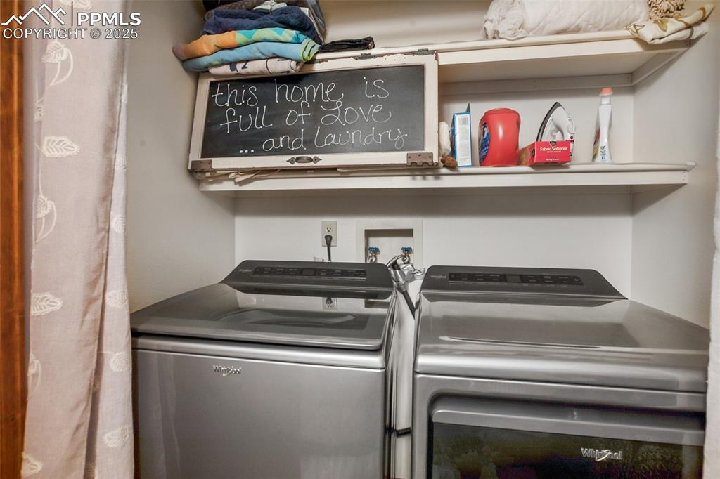 Image 23 of 47: Laundry