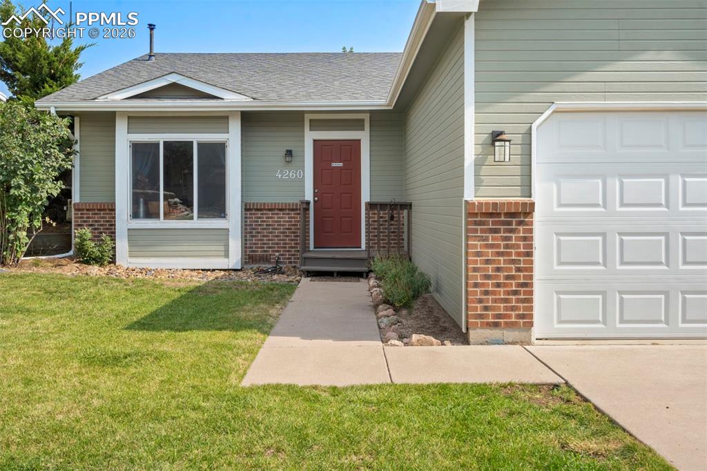 Image 3 of 37: Front of Structure