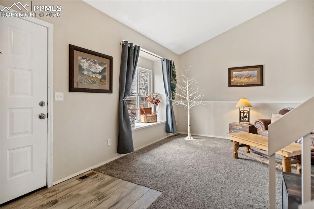 Image 4 of 37: Sitting Room