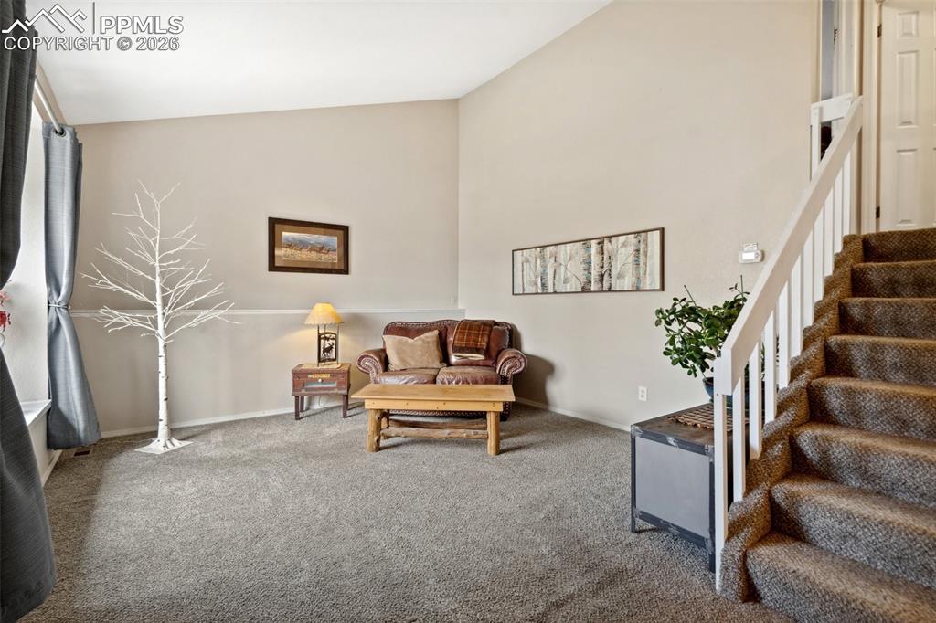 Image 5 of 37: Sitting Room