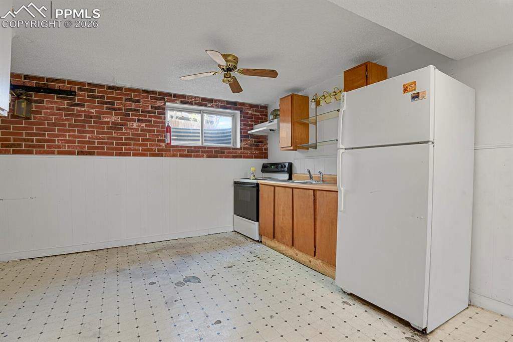 Image 20 of 29: Basement Living Area