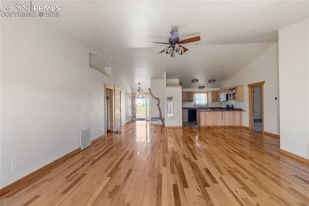 Image 6 of 15: Living Room