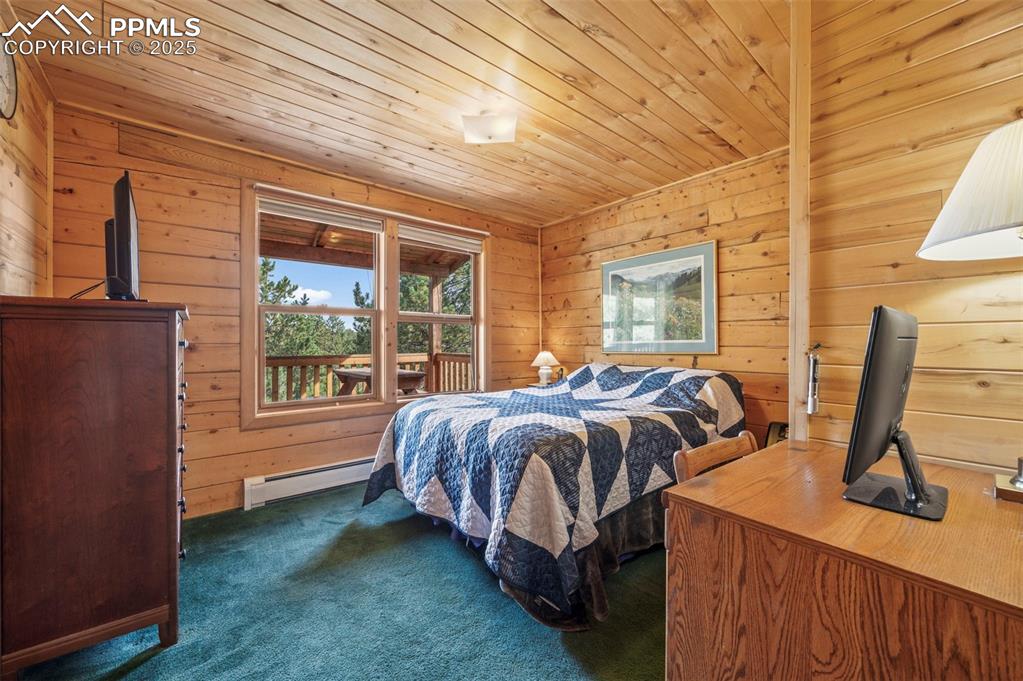 Image 15 of 39: Bedroom