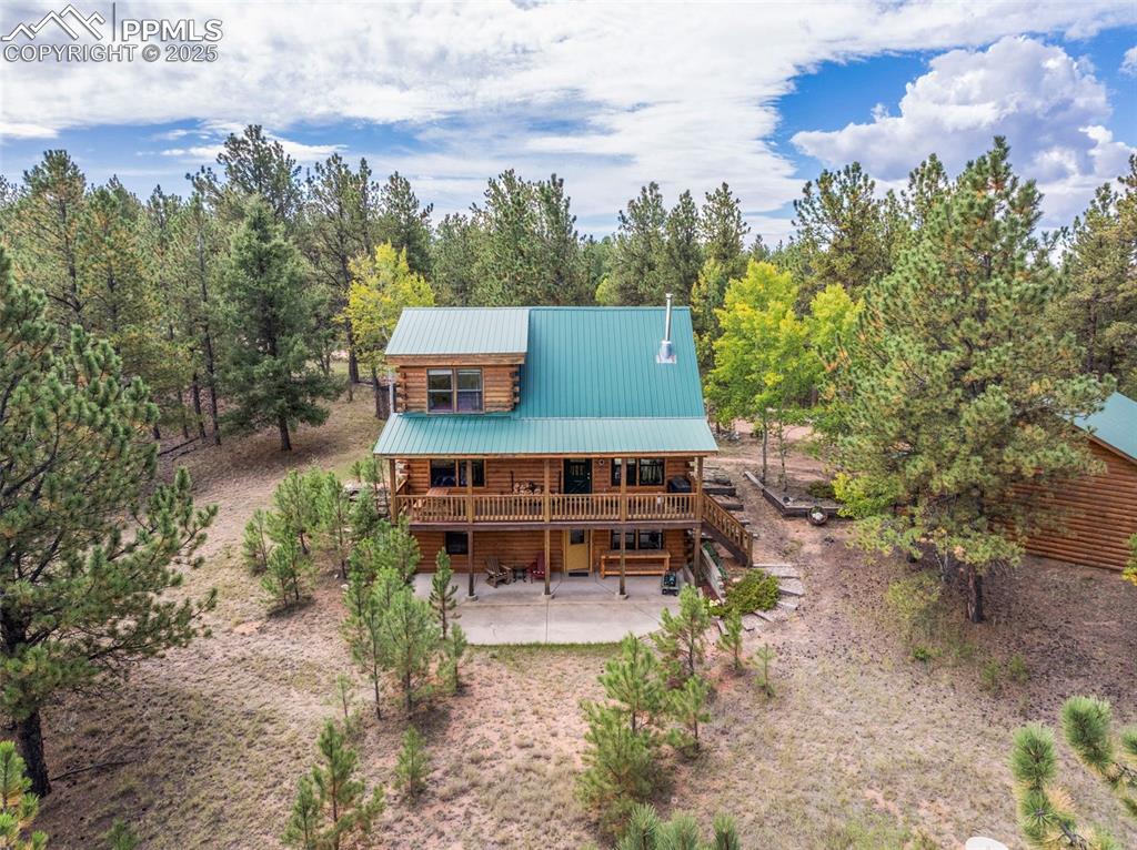 Image 32 of 39: Back of Structure