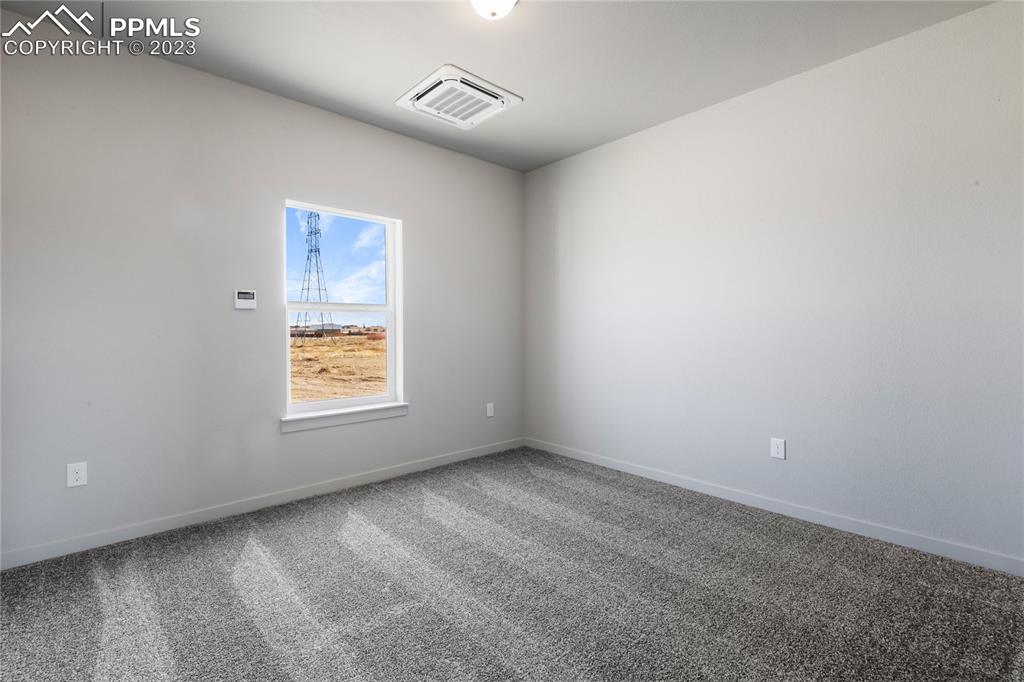 Listing 5936211, Image 7 of 41