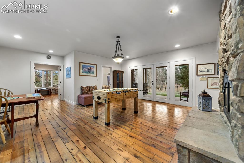 Image 36 of 50: Game Room