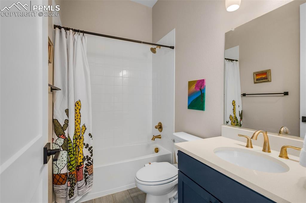 Image 15 of 38: full bathroom on the main level