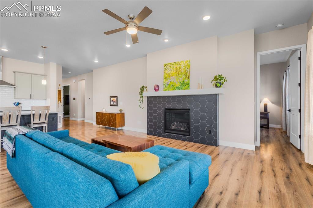 Image 6 of 38: Living Room