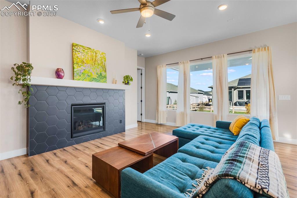 Image 7 of 38: Living Room