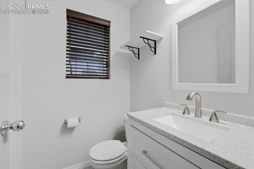 Image 15 of 38: Bathroom