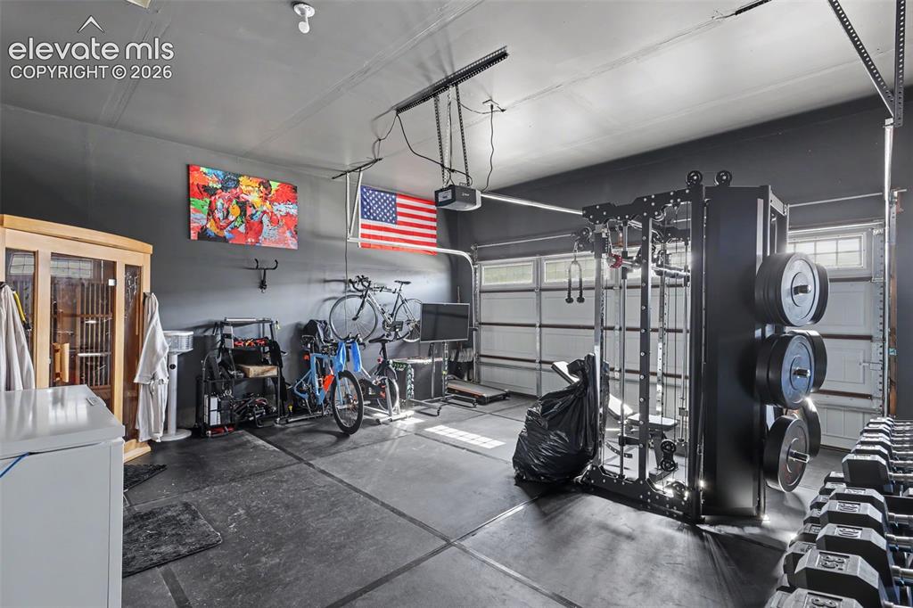 Image 4 of 34: Currently being used as home gym