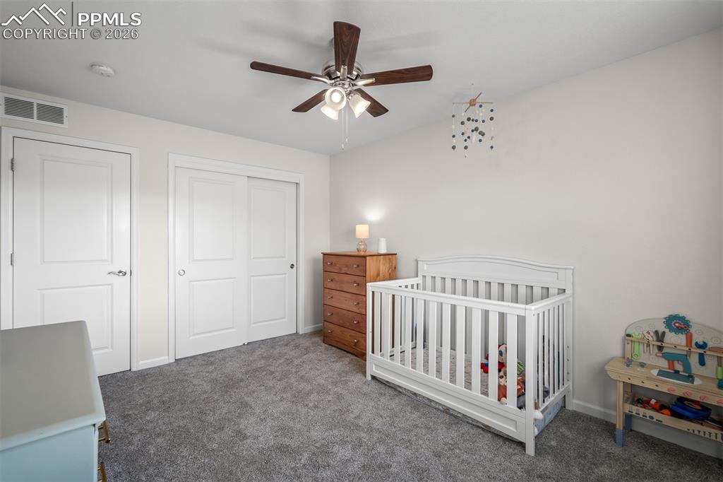 Image 32 of 49: Bedroom