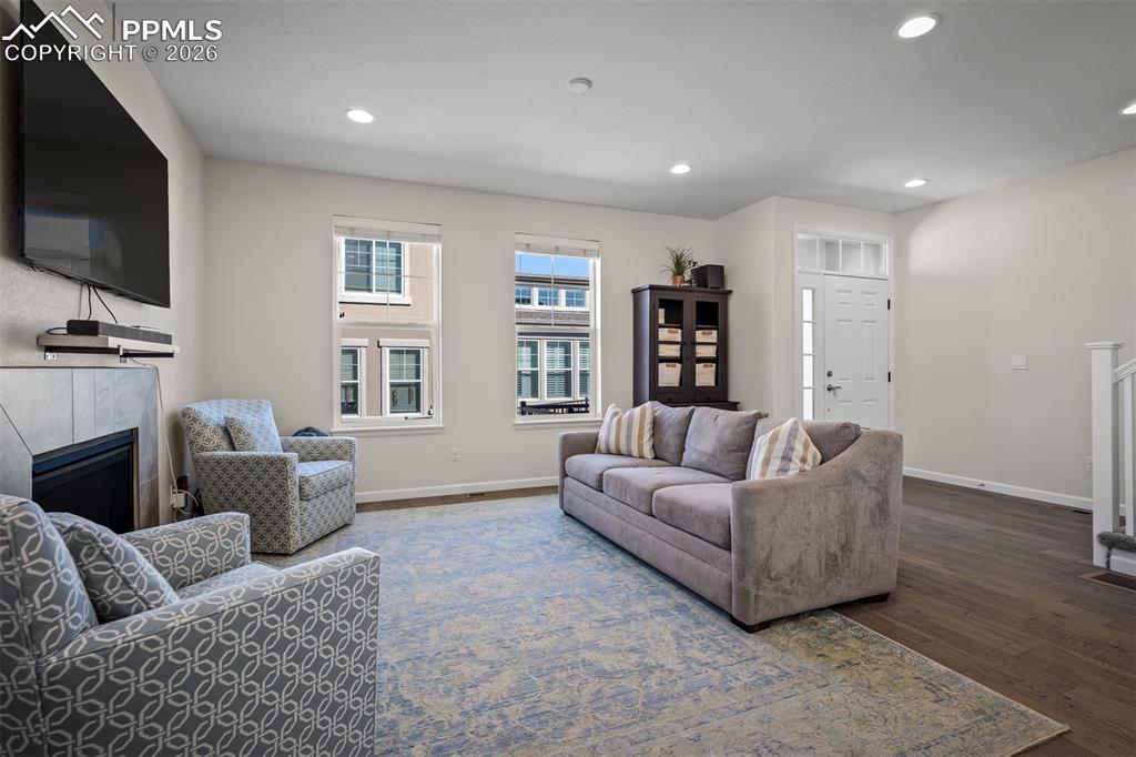 Image 7 of 49: Living Room