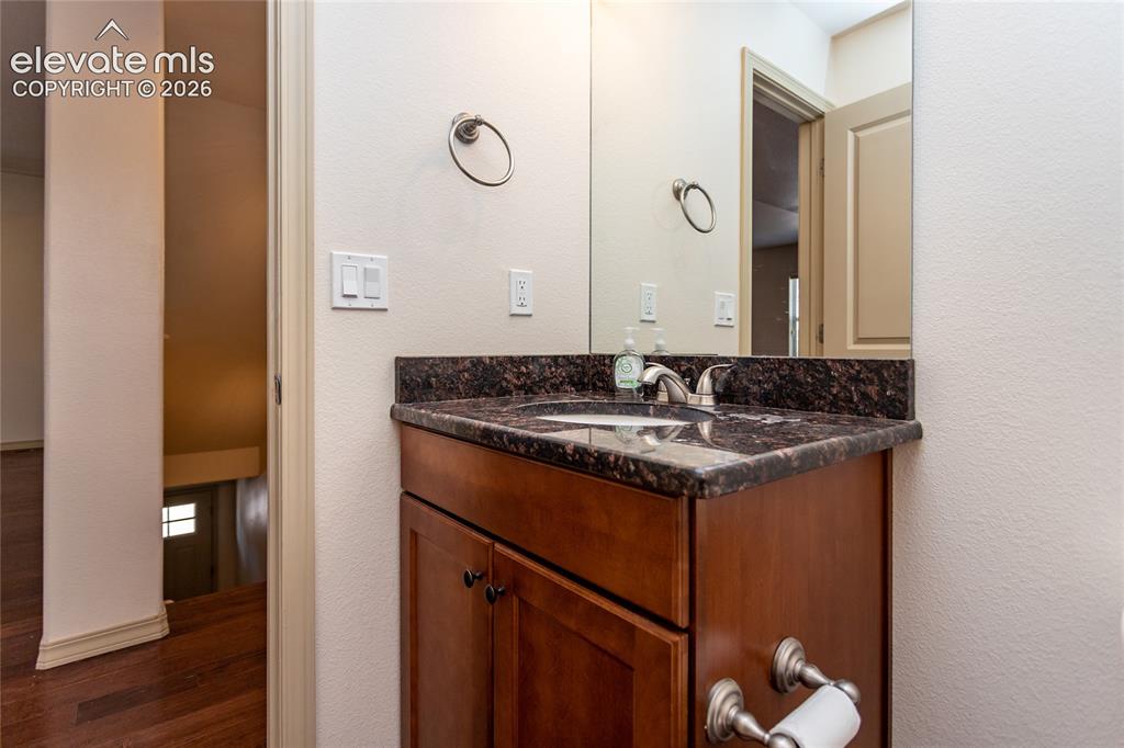 Image 6 of 37: Bathroom