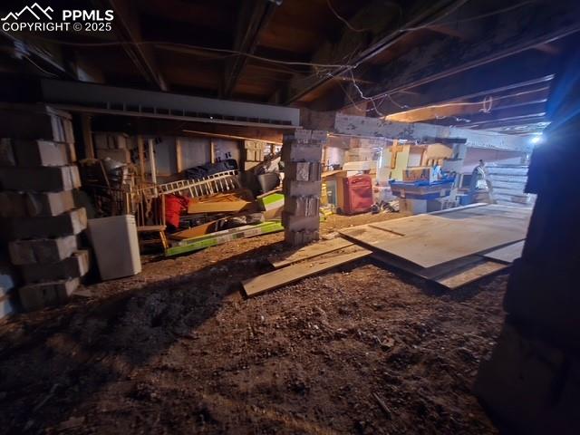 Image 26 of 39: Storage