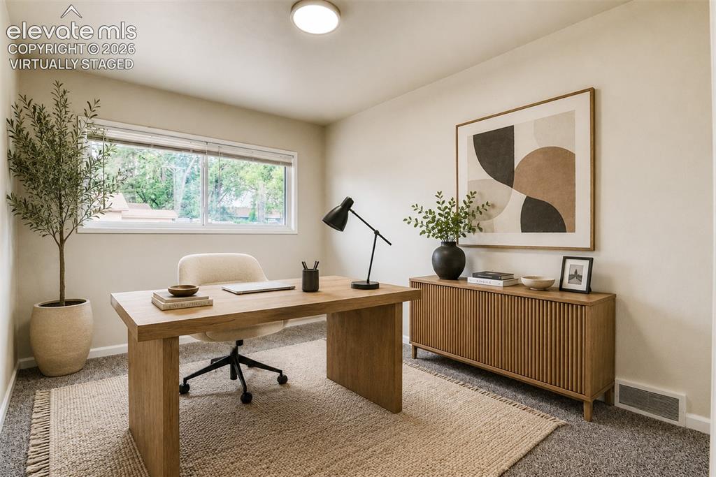 Image 21 of 25: Virtually Staged
3rd Bedroom