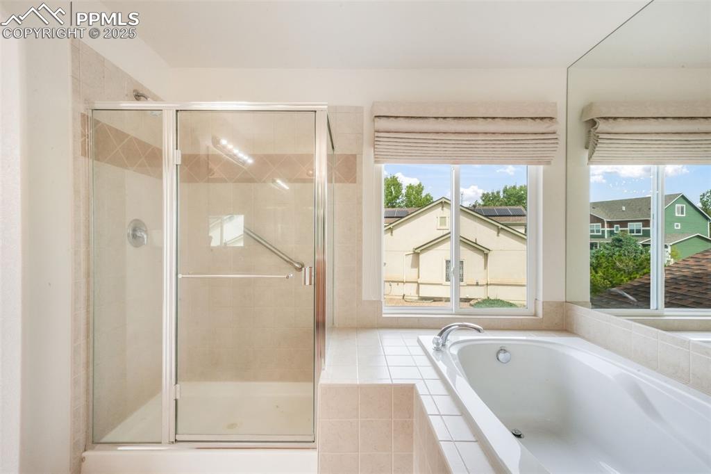 Image 24 of 50: Free Standing Shower