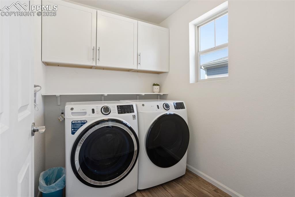 Image 18 of 40: Laundry