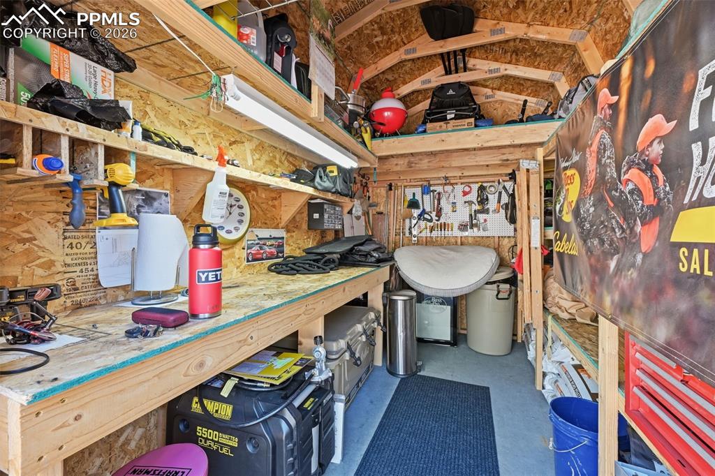 Image 36 of 50: Storage