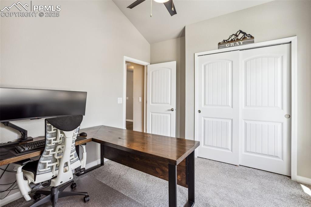 Image 14 of 44: Office