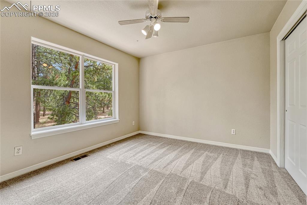 Image 30 of 46: Bedroom