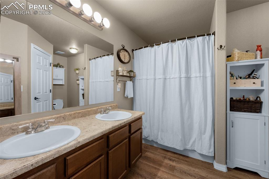 Listing 5957670, Image 15 of 27