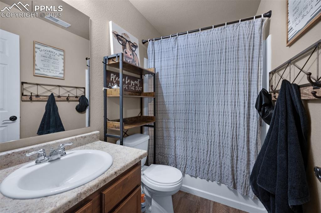 Listing 5957670, Image 19 of 27