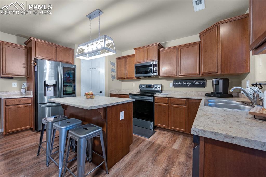 Listing 5957670, Image 7 of 27