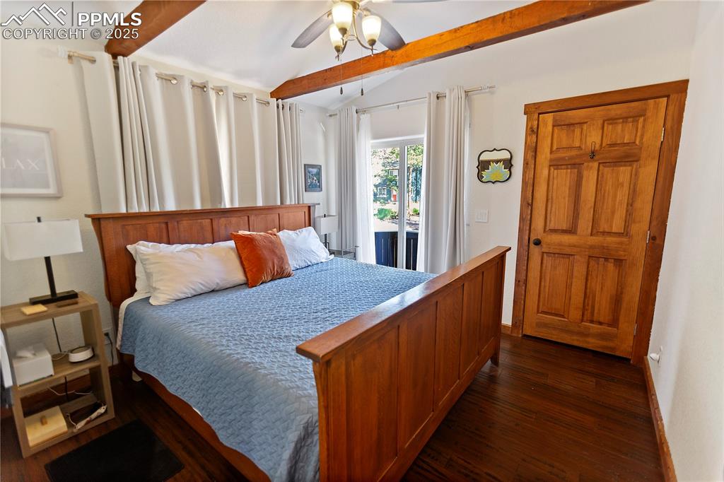 Image 22 of 39:  Upper Level Bedroom #1