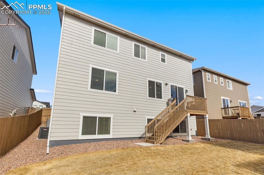 Image 42 of 49: Back of Structure