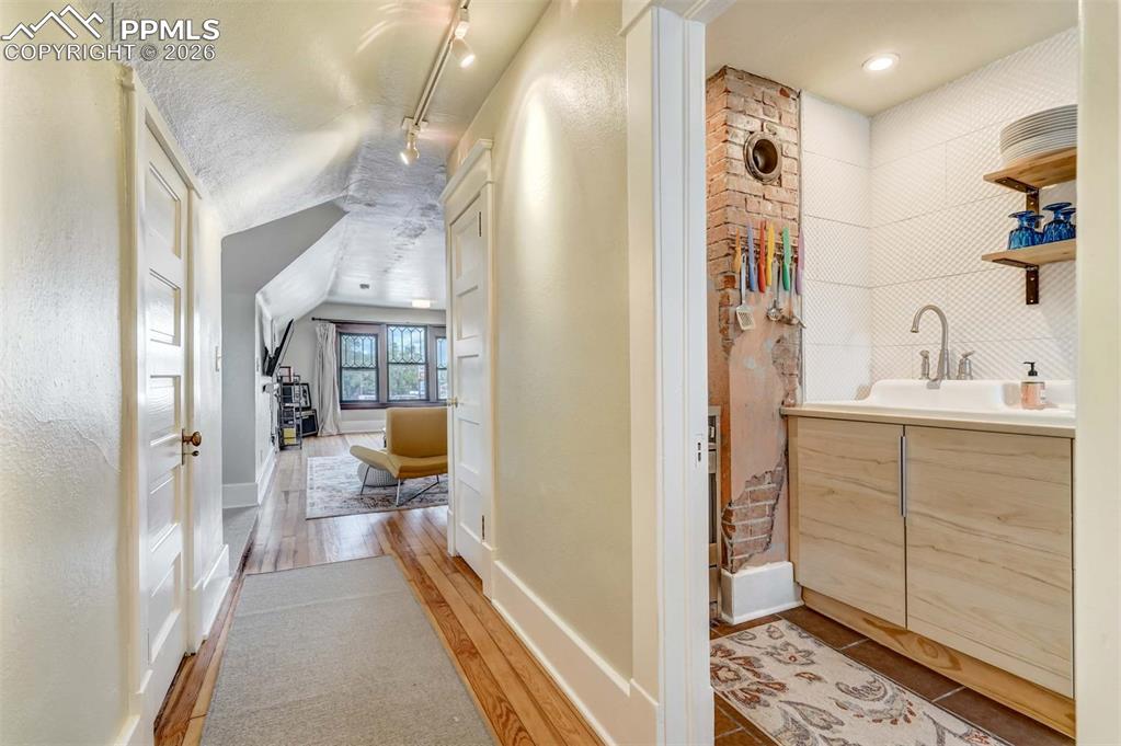 Image 42 of 50: Other