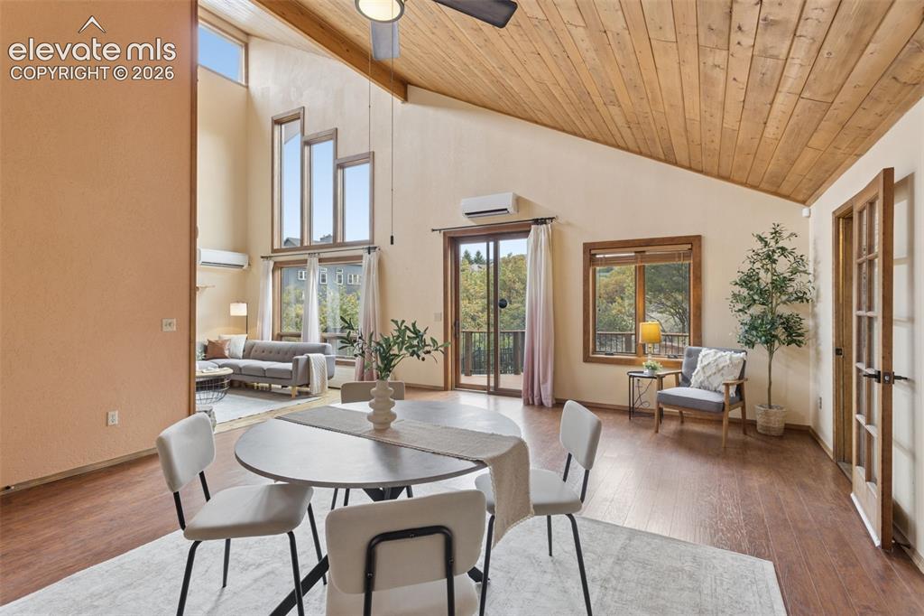 Image 12 of 43: Dining Room