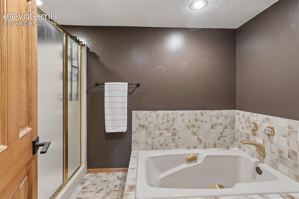 Image 26 of 43: Master Bathroom